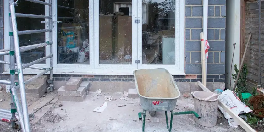 Constructieberekening voor uitbouw op erfgrens: regels en vereisten